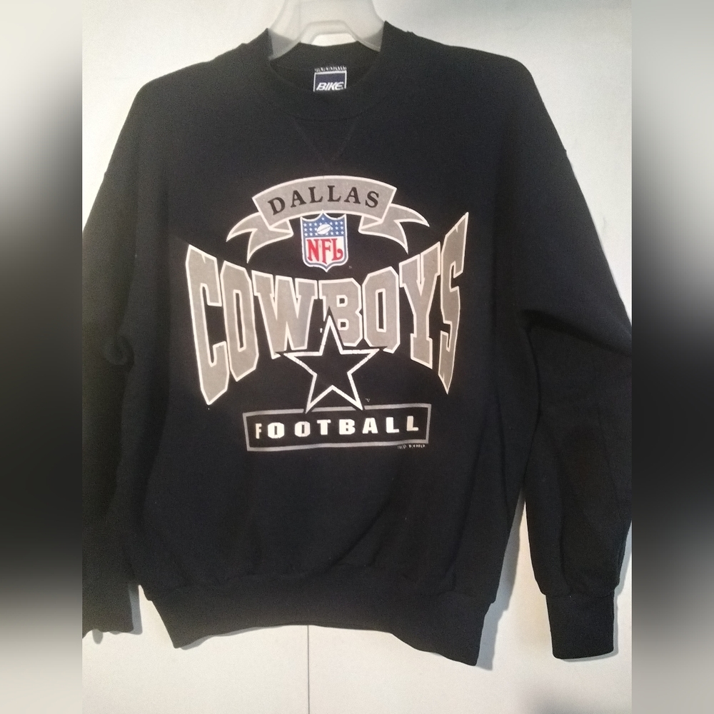 Dallas Cowboys XL sweatshirt from Bike
